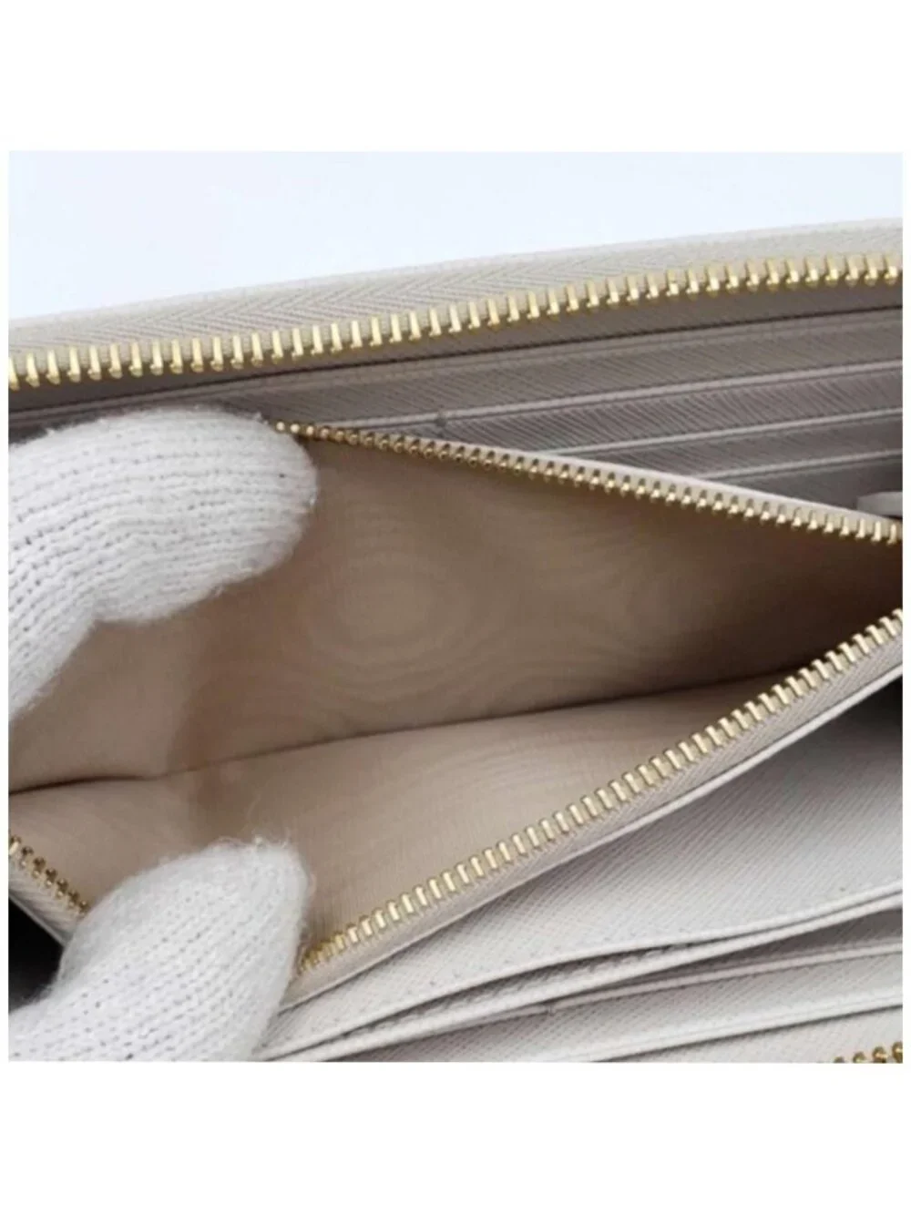 Authentic Prada Saffiano Fiocco Bow Zip-Around Wallet